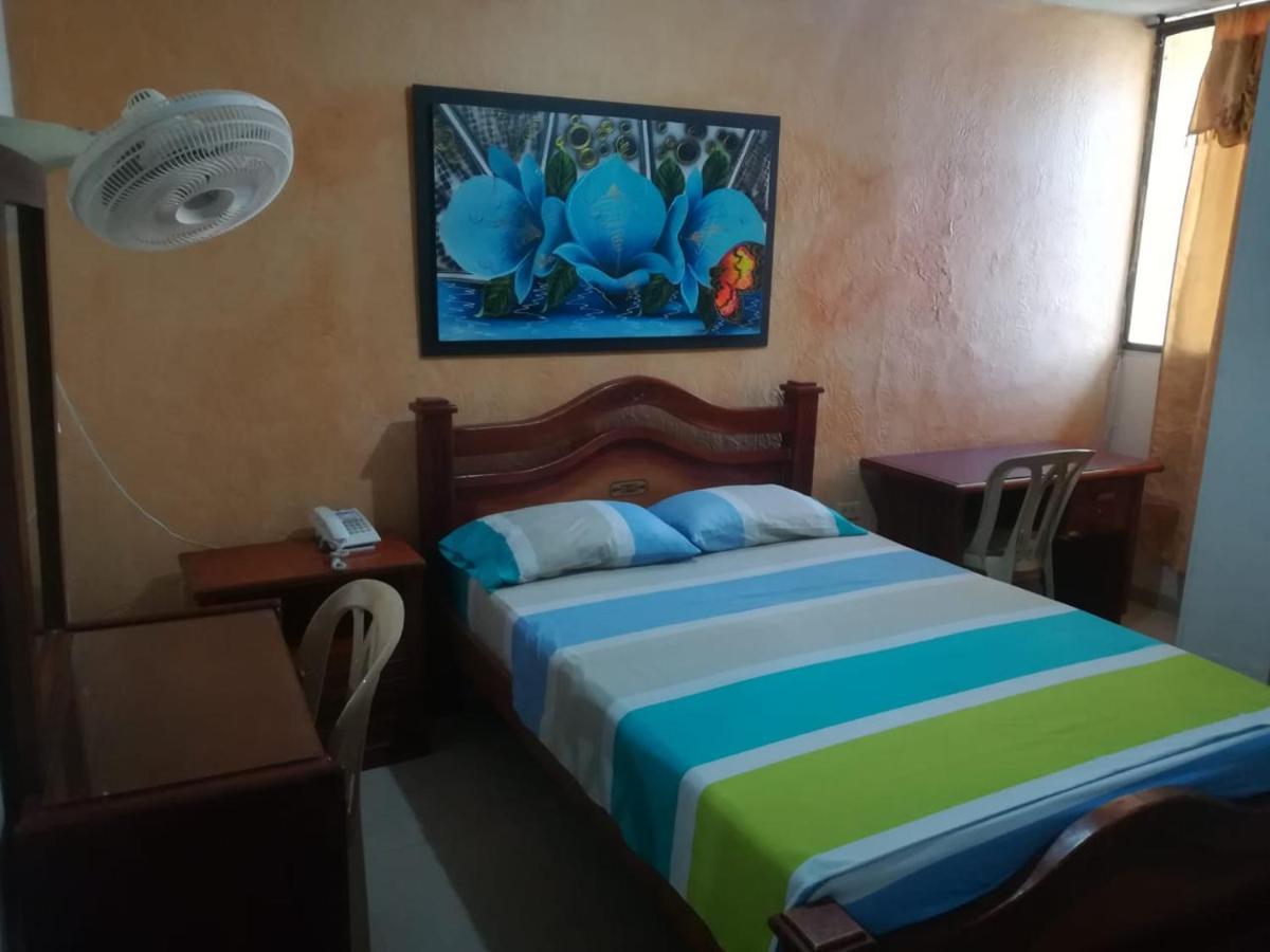 Hotel Granada Inn 巴兰基亚 外观 照片