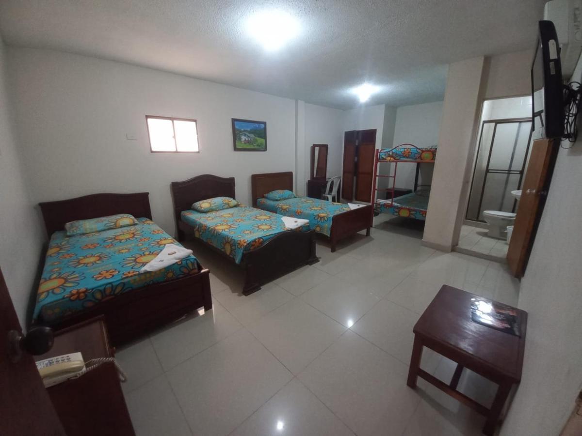 Hotel Granada Inn 巴兰基亚 外观 照片