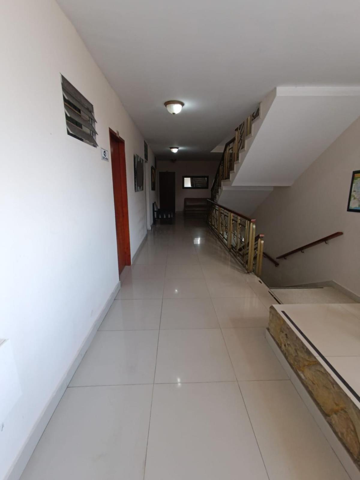 Hotel Granada Inn 巴兰基亚 外观 照片