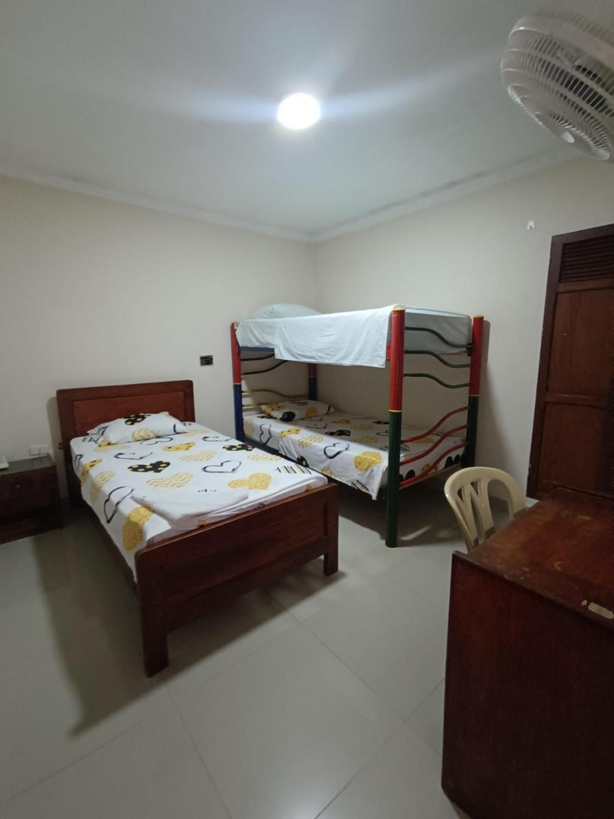 Hotel Granada Inn 巴兰基亚 外观 照片