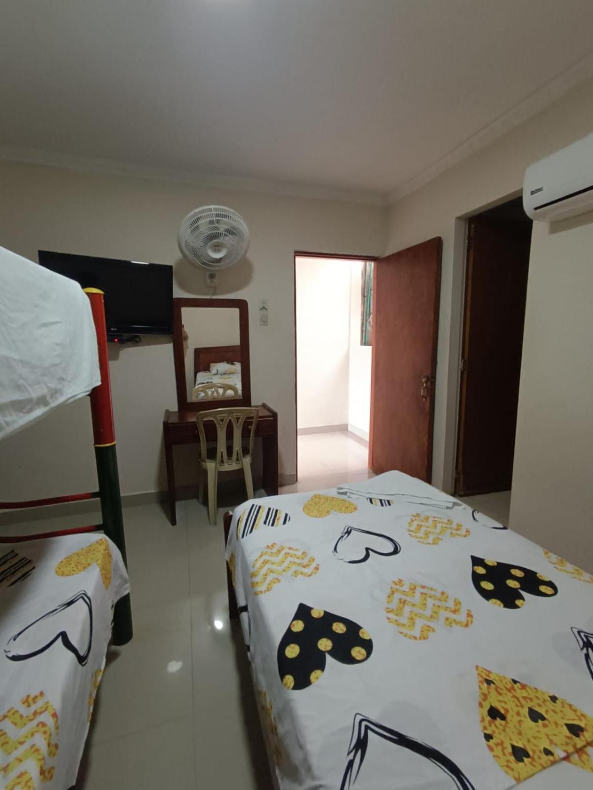 Hotel Granada Inn 巴兰基亚 外观 照片