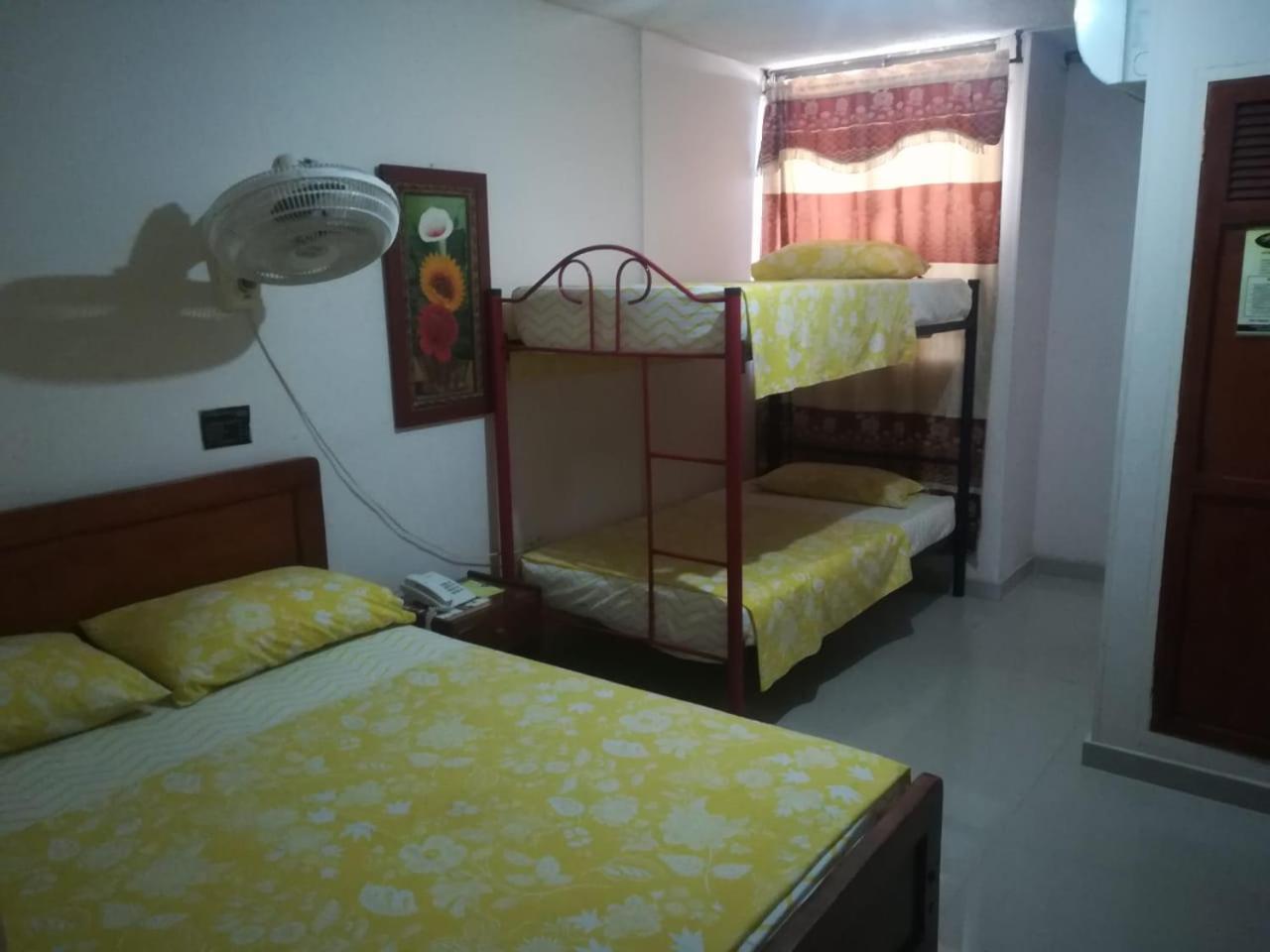 Hotel Granada Inn 巴兰基亚 外观 照片