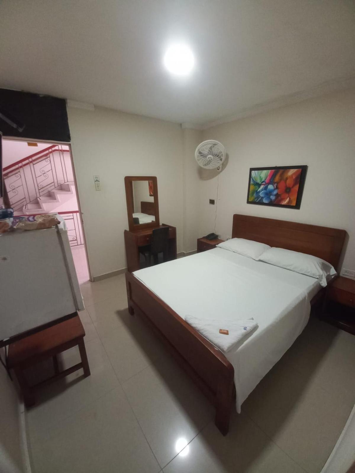 Hotel Granada Inn 巴兰基亚 外观 照片