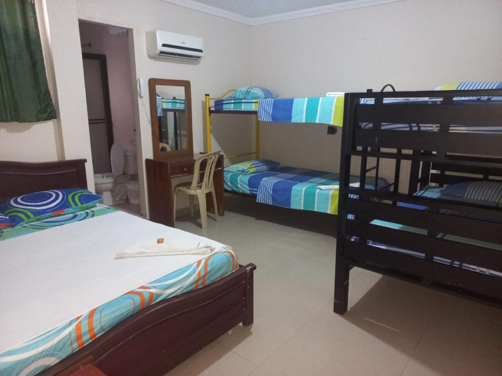 Hotel Granada Inn 巴兰基亚 外观 照片